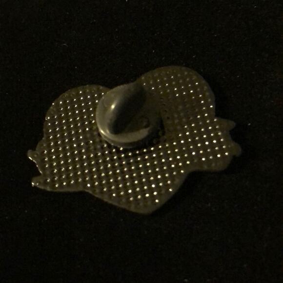 Sisters Unite Heart ♥️ Pin Brooch - Picture 2 of 2